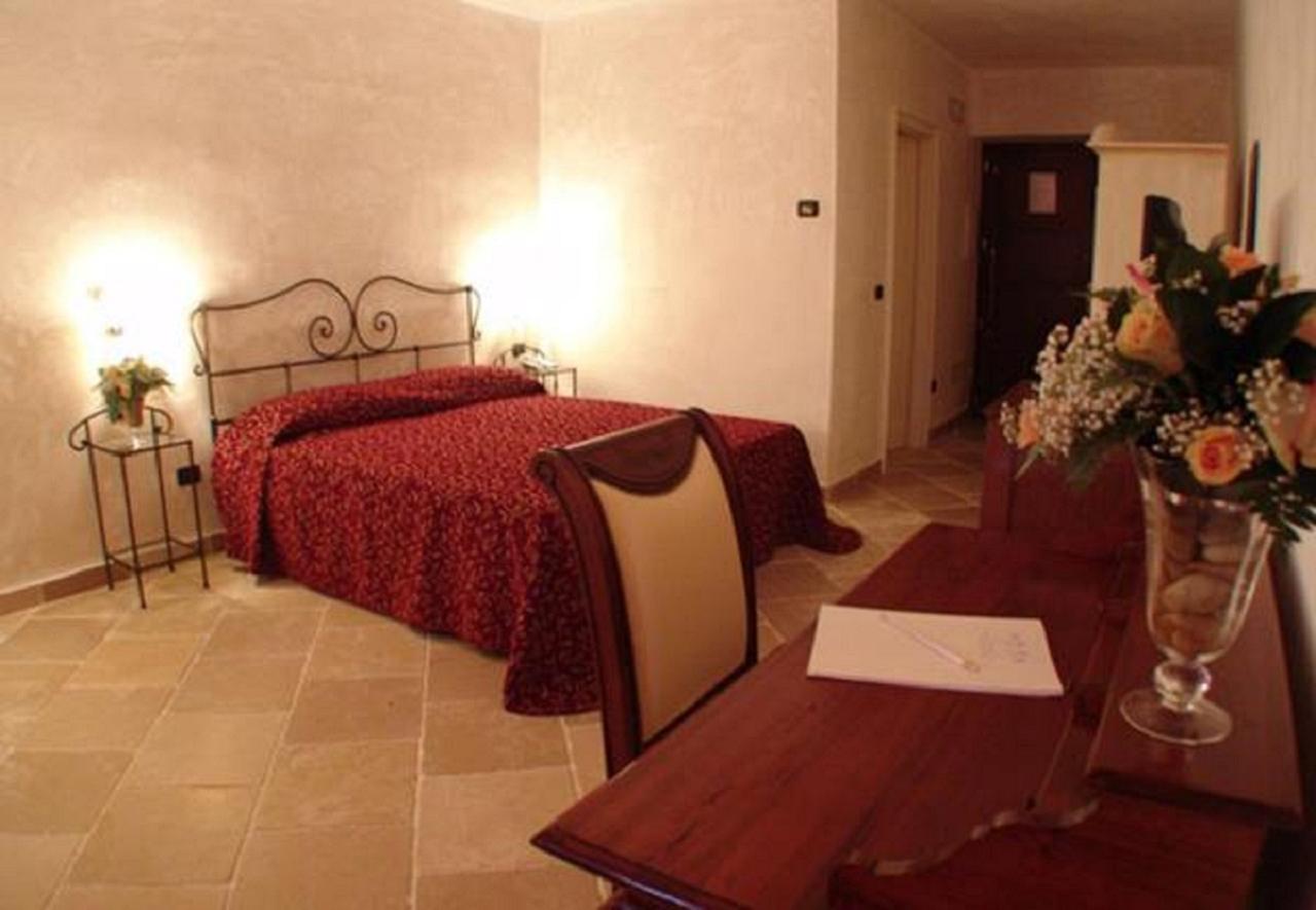 Hotel Masseria Fortificata Donnaloia Monopoli Ngoại thất bức ảnh