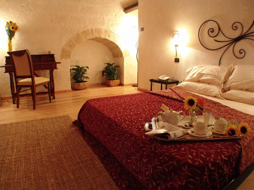 Hotel Masseria Fortificata Donnaloia Monopoli Ngoại thất bức ảnh